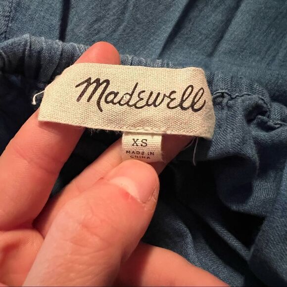Madewell short sleeve off the shoulder top - Picture 4 of 10